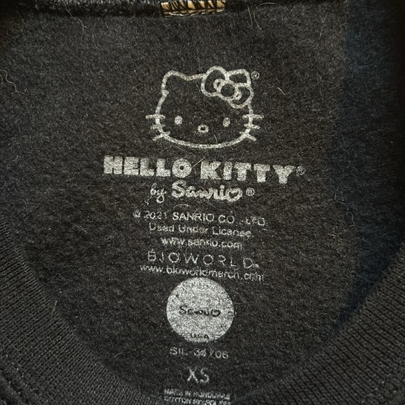 Hello Kitty black adorable sweatshirt 🖤🎀❤️ - Picture 4 of 4